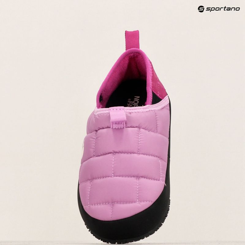 Kapcie dziecięce The North Face Youth Thermoball Traction Mule II dragonfruit/deep mulber 14