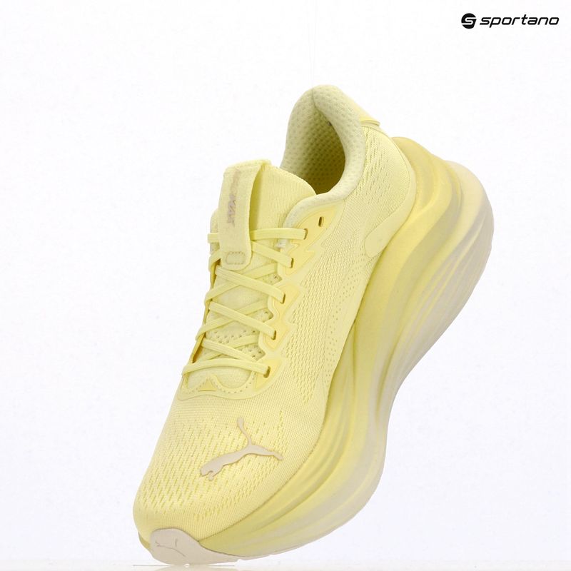 Buty do biegania damskie PUMA MagMax Nitro gold moon 9