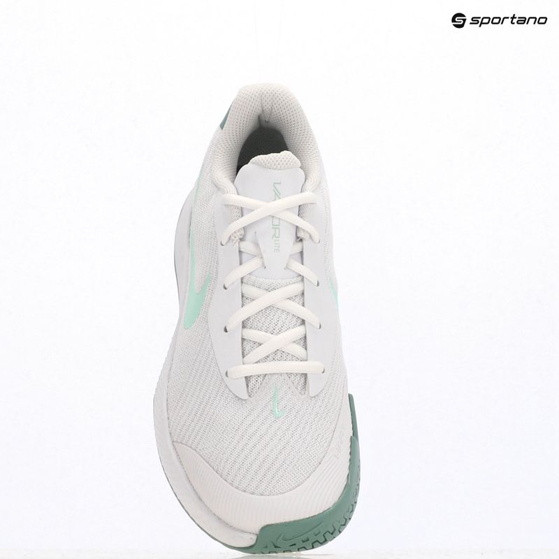 Buty do tenisa damskie Nike Vapor Lite 3 white/mint foam/cannon 10