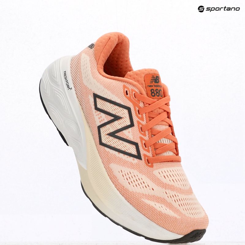 Buty do biegania damskie New Balance Fresh Foam 880 v15 peach nectar 9