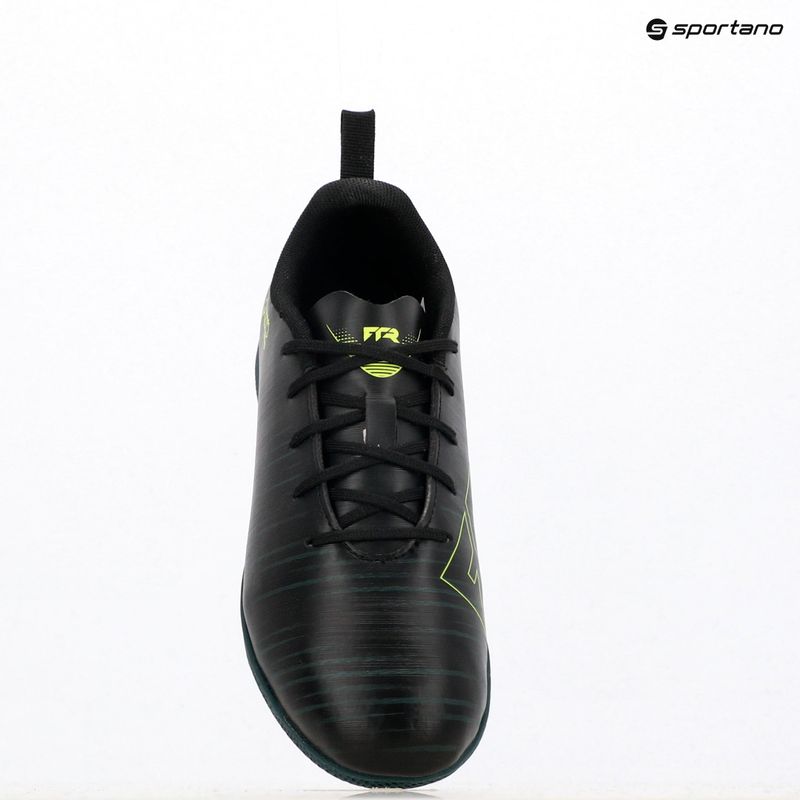 Buty piłkarskie dziecięce PUMA Future 8 Play It Jr puma black/fizzy light/green terrain 10