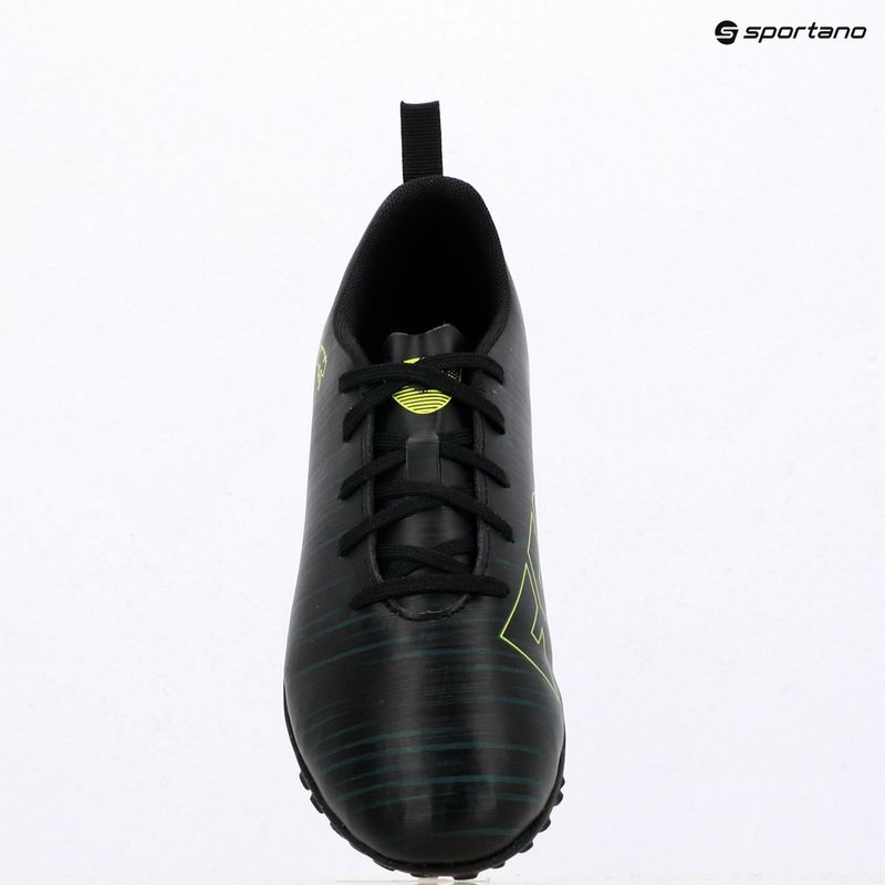 Buty piłkarskie dziecięce PUMA Future 8 Play TT Jr puma black/fizzy light/green terrain 9