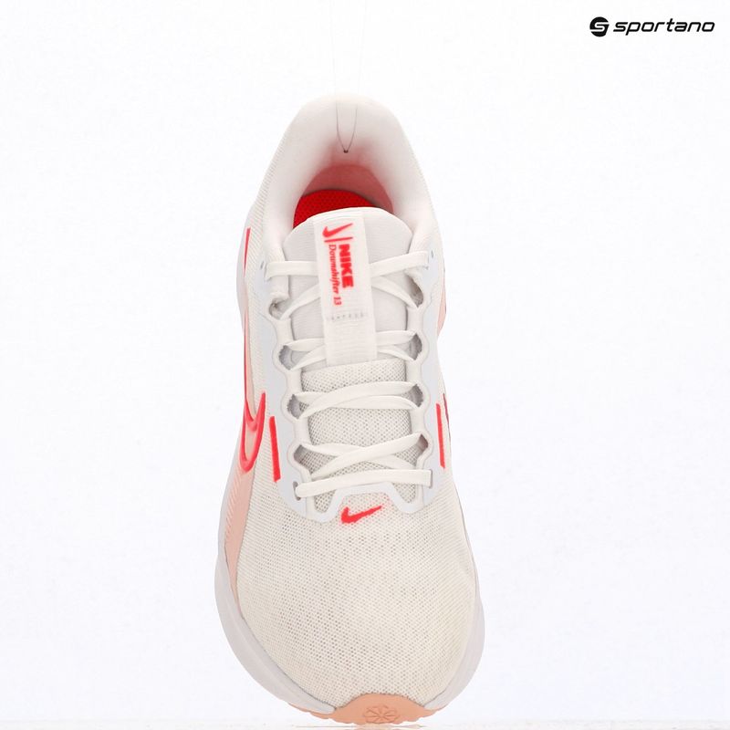 Buty do biegania damskie Nike Downshifter 13 astronomy white/bright crimson/washed coral 12
