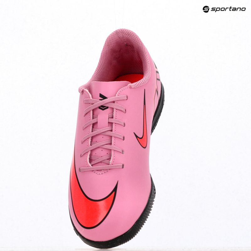 Buty piłkarskie dziecięce Nike Mercurial Vapor 16 Club IC magic flamingo/black/total crimson 12