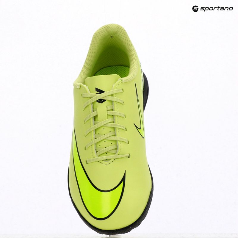 Buty piłkarskie dziecięce Nike Mercurial Vapor 16 Club TF limelight/hyper crimson/volt 11