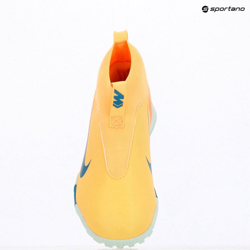 Buty piłkarskie dziecięce Nike Mercurial Superfly 10 Academy Kylian Mbappé Jr TF melon tint/igloo 9