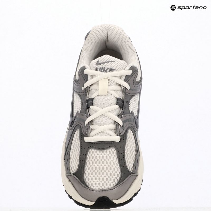 Buty dziecięce Nike V5 RNR phantom/pencil point/black 11