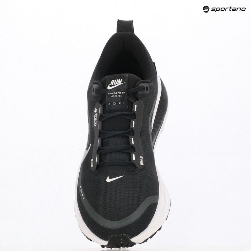 Buty do biegania męskie Nike Vomero 18 GORE-TEX black/anthracite/white/metallic silver 13
