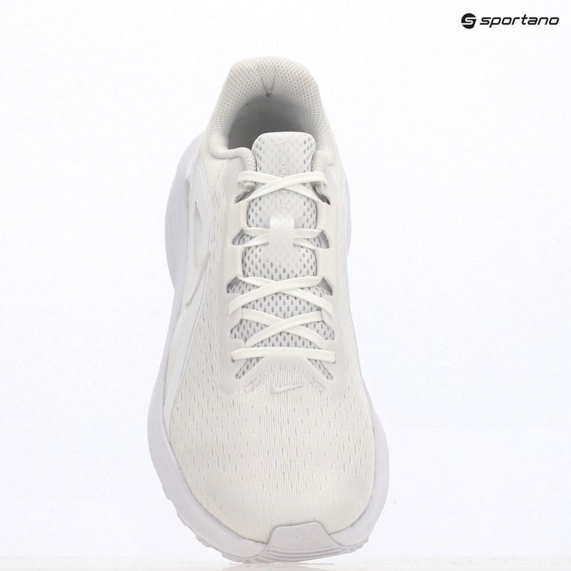 Buty do biegania męskie Nike Downshifter 14 white/white 9