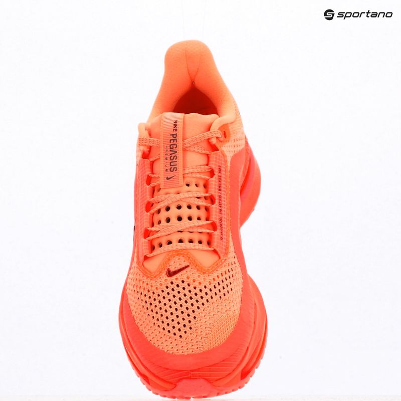 Buty do biegania damskie Nike Pegasus Premium orange pulse/bright mango/hot lava 11