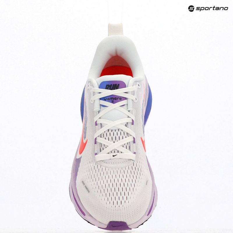 Buty do biegania damskie Nike Vomero 18 white/violet mist/sapphire/hot lava 6