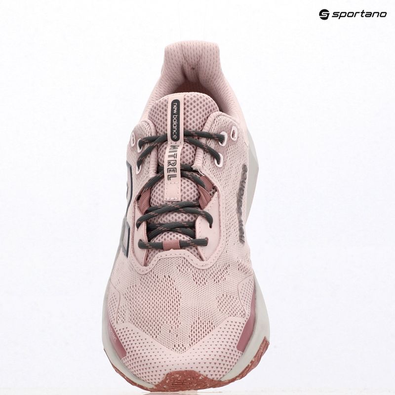 Buty do biegania damskie New Balance Dynasoft Nitrel V6 stone pink/rosewood/grey matter 9