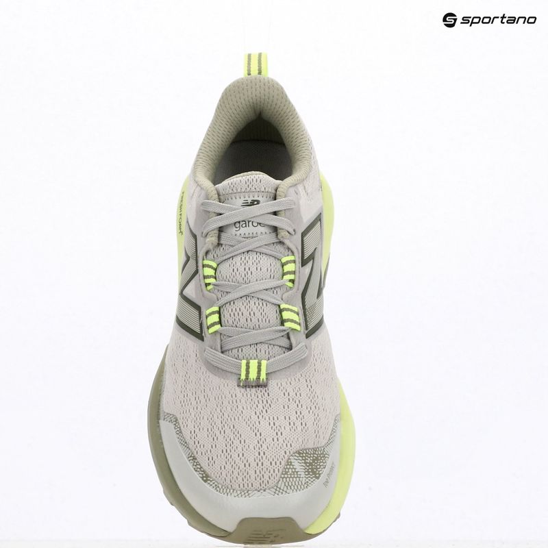 Buty do biegania damskie New Balance Fresh Foam Garoe V2 grey matter/afterglow/olivine 9