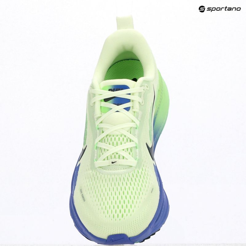 Buty do biegania męskie Nike Vomero 18 white/volt tint/sapphire/black spruce 6
