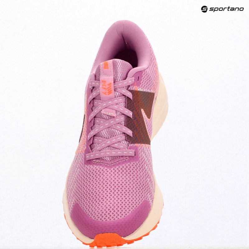 Buty do biegania damskie Nike Run Defy light magenta/chalk/orange pulse/black 6
