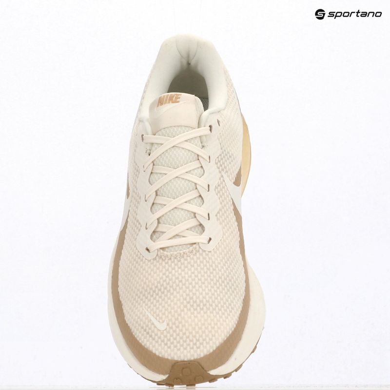 Buty do biegania męskie Nike Revolution 8 Extra Wide pale ivory/sanddrift/linen/sail 6