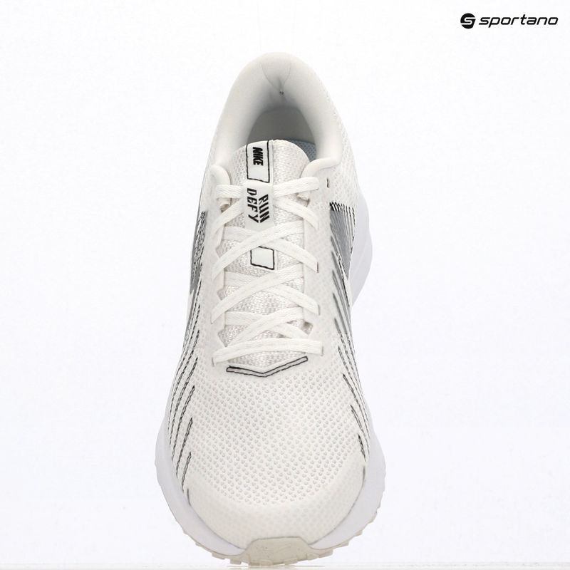 Buty do biegania męskie Nike Run Defy summit white/white/black/metallic silver 7