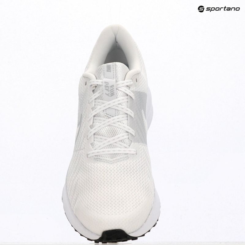 Buty do biegania męskie Nike Run Defy white/black/pure platinum 6