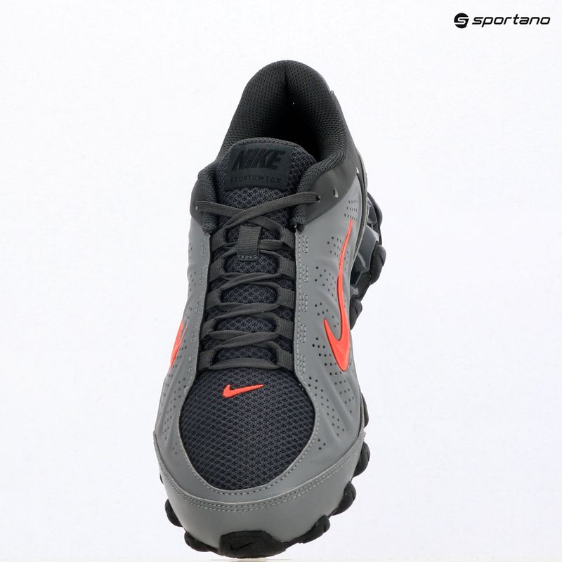 Buty męskie Nike Nike Reax 8 smoke grey/black/bright crimson 6