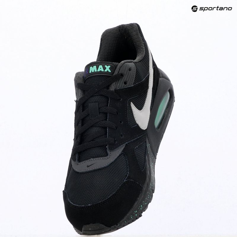 Buty męskie Nike Air Max IVO black/green glow/matte silver 18
