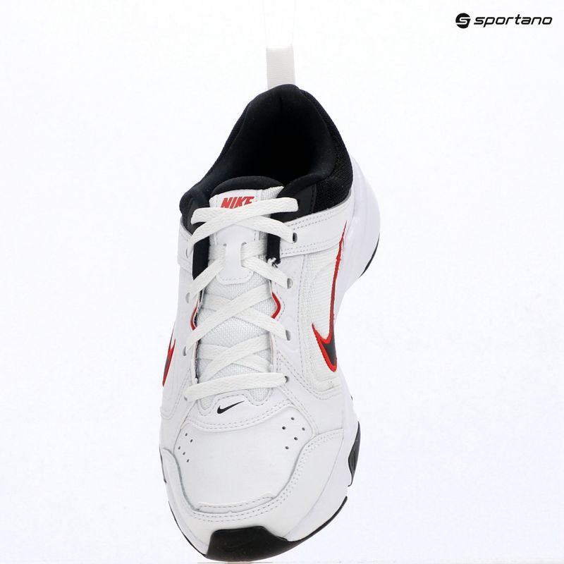 Buty treningowe męskie Nike Defy All Day white/university red/black 17