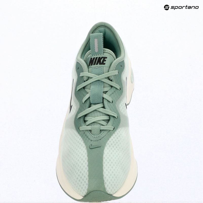 Buty damskie Nike Motiva 2 barely green/steam/sail/black 18