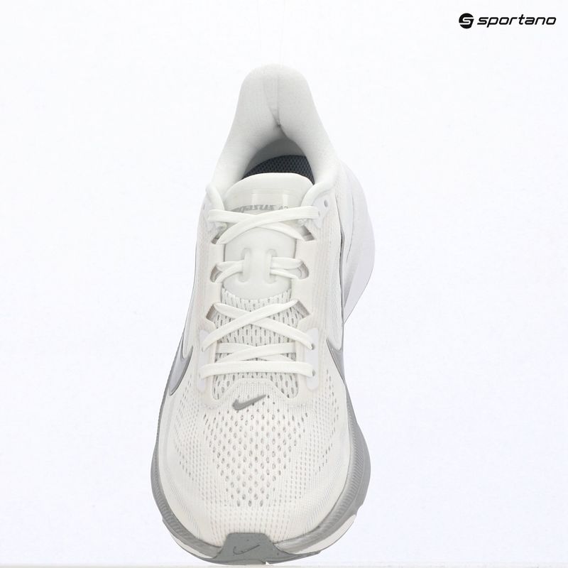 Buty do biegania damskie Nike Pegasus 42 white/wolf grey/metallic silver 13