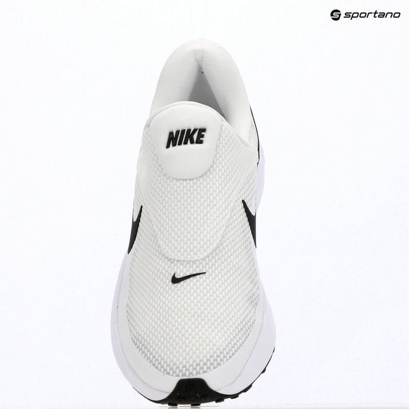 Buty do biegania męskie Nike Revolution 8 EasyOn white/wolf grey/black 9