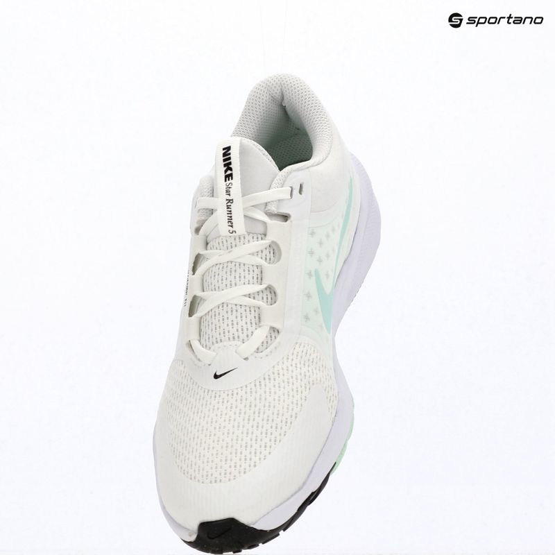 Buty do biegania dziecięce Nike Star Runner 5 summit white/black/arctic green 8