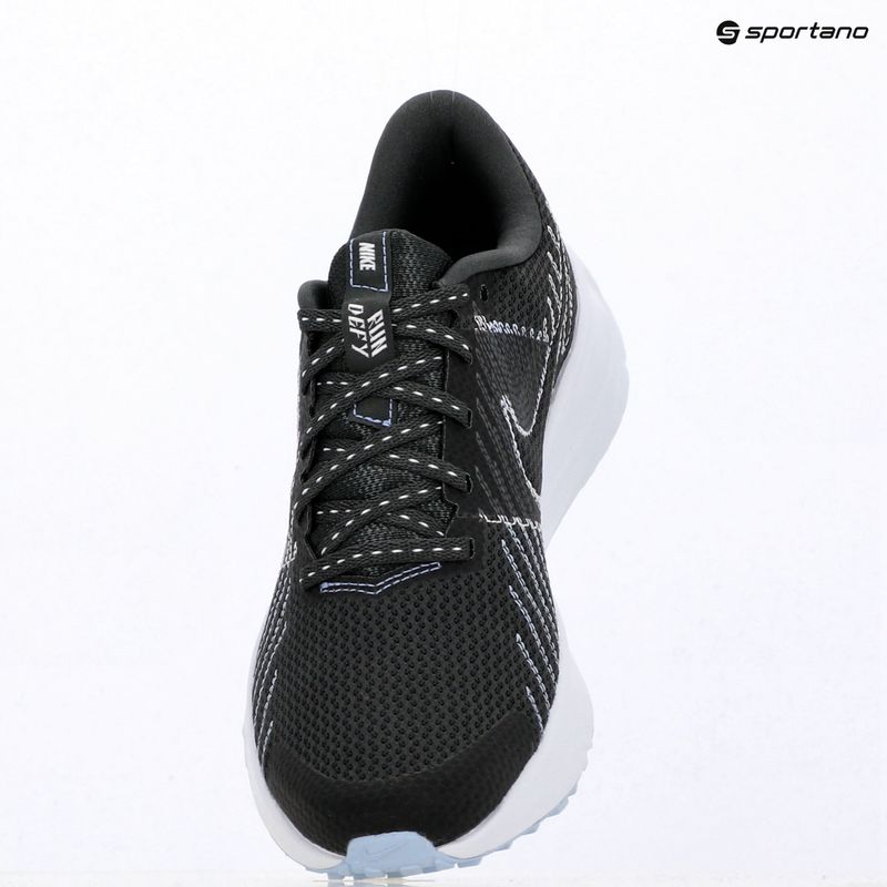 Buty do biegania damskie Nike Run Defy dark smoke grey/aluminum/white 10
