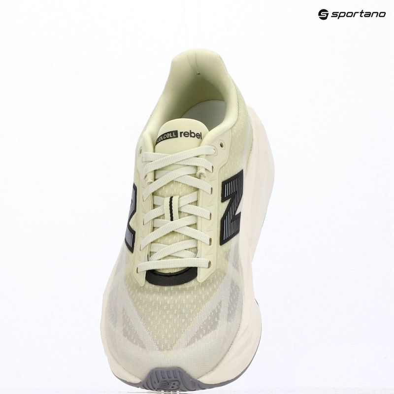 Buty do biegania męskie New Balance FuelCell Rebel V5 pistachio butter/digital mist 9