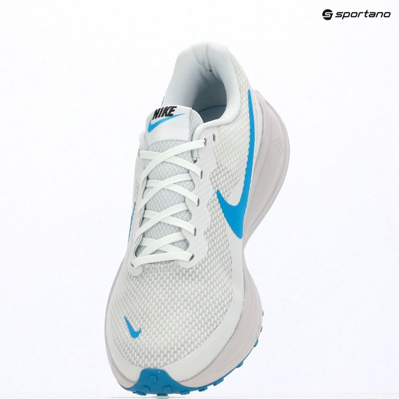 Buty do biegania męskie Nike Revolution 8 off white/vast grey/light current blue 10