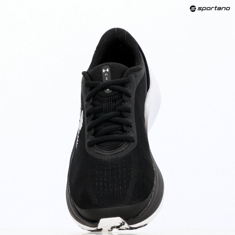 Buty do biegania damskie Under Armour Chase black/black/white 14