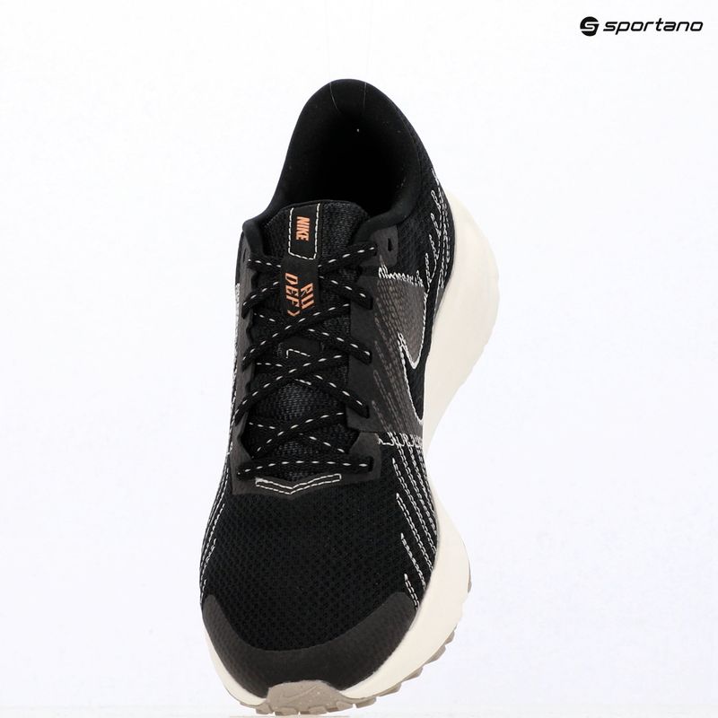 Buty do biegania damskie Nike Run Defy black/sail/phantom/metallic rose gold 6