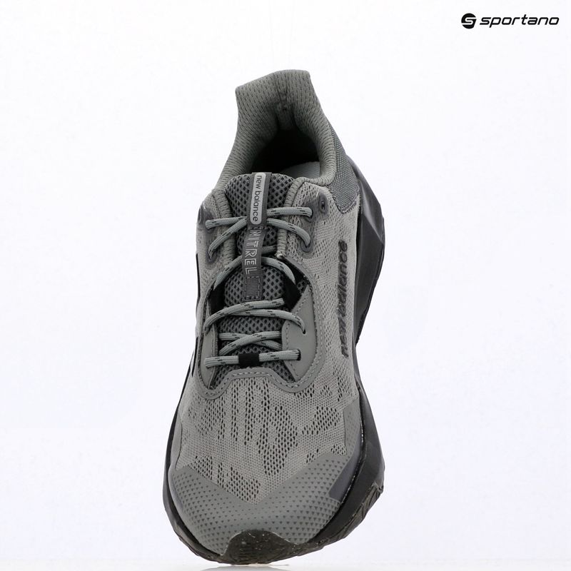 Buty do biegania męskie New Balance Dynasoft Nitrel V6 black/dark night/neo flame 14