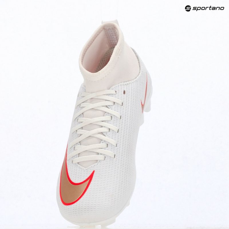 Buty piłkarskie dziecięce Nike Jr. Mercurial Superfly 11 Club white/bright crimson/blur 9