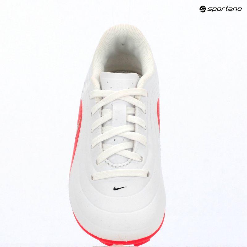 Buty piłkarskie dziecięce Nike Jr. Tiempo Maestro Club White/Bright Crimson/Blur 8