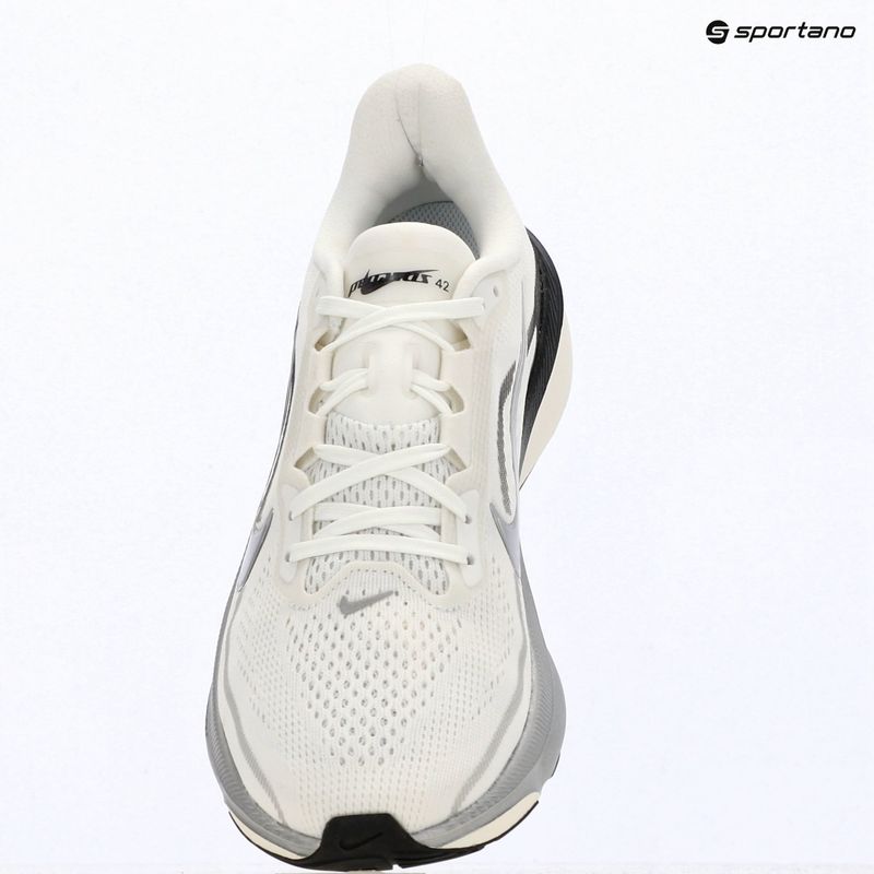 Buty do biegania damskie Nike Pegasus 42 summit white/sail/black/metallic silver 16