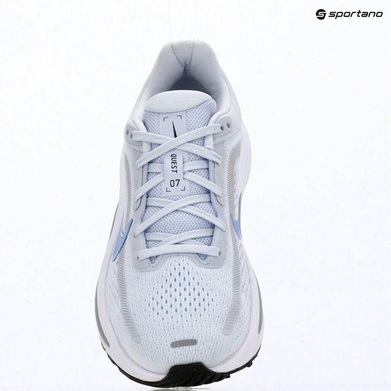 Buty do biegania damskie Nike Quest 7 football grey/white/grey fog/aluminum 17