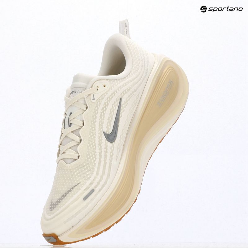 Buty do biegania męskie Nike Vomero Plus sail/coconut milk/metallic silver 16