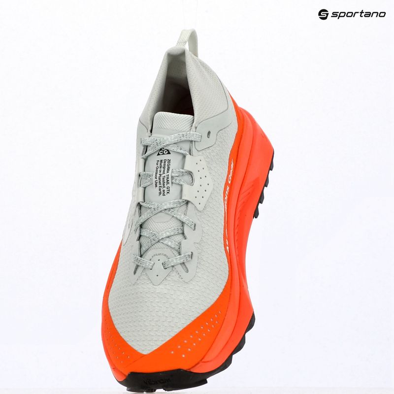 Buty do biegania męskie Nike ACG Zegama Trail GORE-TEX light silver/safety orange/summit white 14