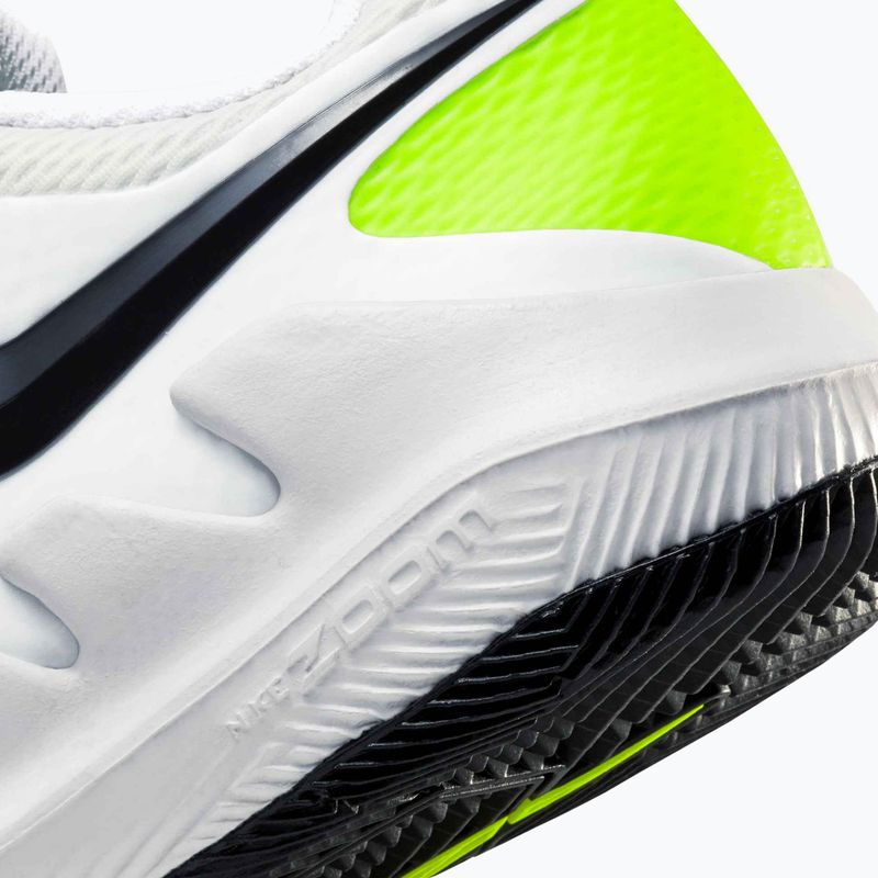 Buty do tenisa dziecięce Nike Court Vapor X Jr white/volt/black 8