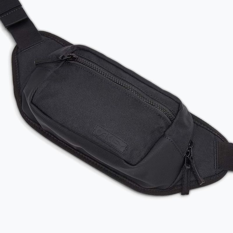 Saszetka nerka Oakley Transit Belt 2 l blackout 3