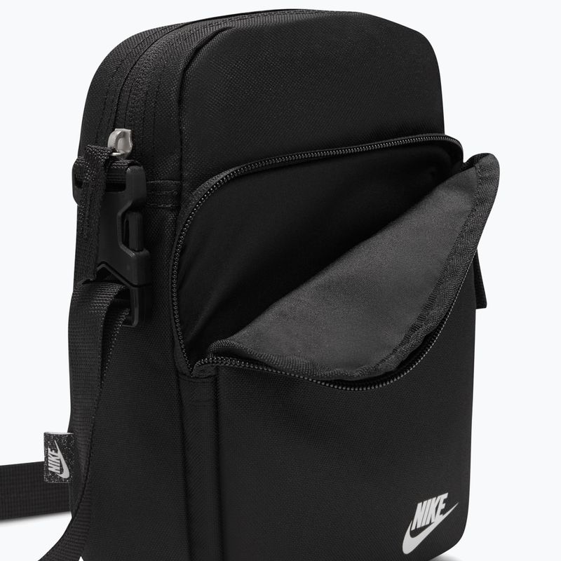Saszetka Nike Heritage 4 l black/black/white 5