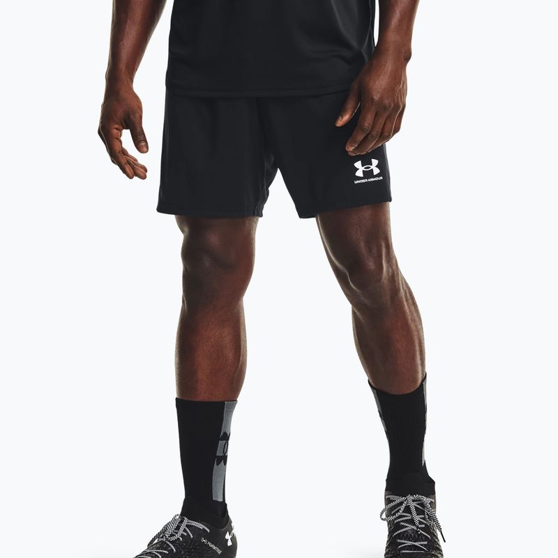 Spodenki piłkarskie męskie Under Armour Challenger Knit black/white