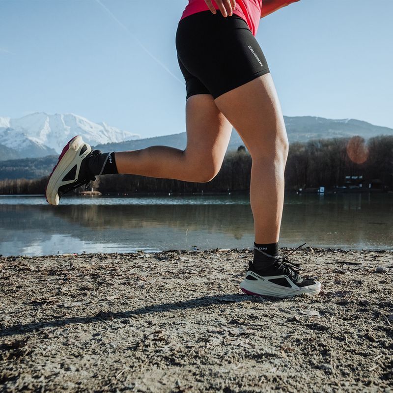 Buty do biegania damskie Salomon Ultra Flow black/transparent yellow/rose violet 16