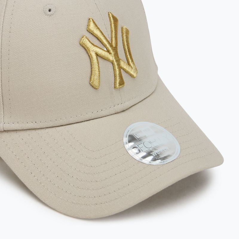 Czapka z daszkiem damska New Era Metallic Logo 9Forty New York Yankees light beige 3