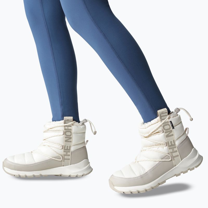 Śniegowce damskie The North Face Thermoball Lace Up WP gardenia white/silver grey 12