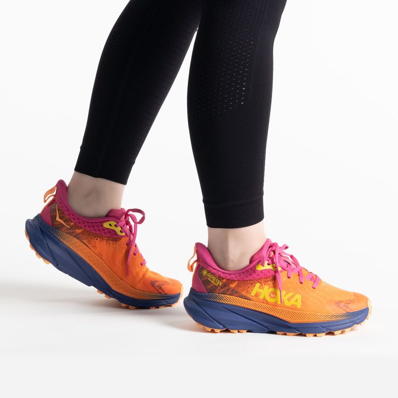 Buty do biegania damskie HOKA Challenger 7 GTX vibrant orange/pink yarrow 2