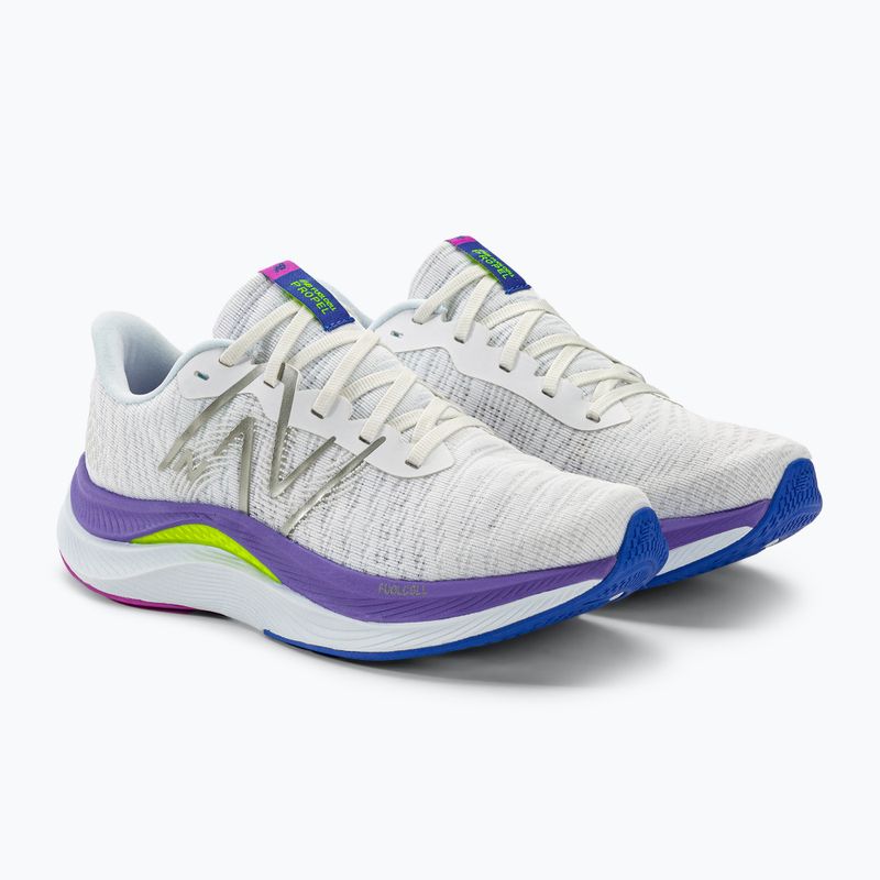 Buty do biegania damskie New Balance FuelCell Propel v4 white/multi 4